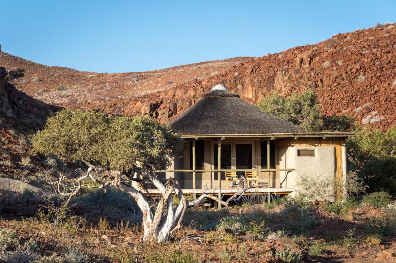 Wilderness Safaris Damaraland Camp Villa Twyfelfontein Exteriör bild
